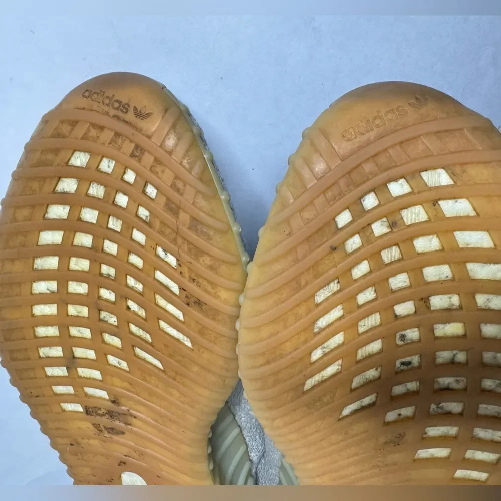 Adidas Yeezy Boost 350 V2 Sesame Size 10.5